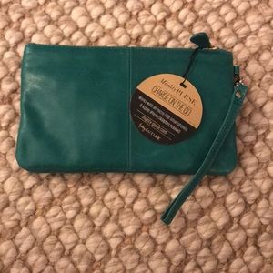 Mighty purse- charge your iPhone!